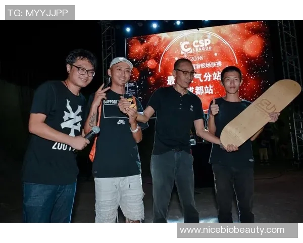 上海滑板队战术解析与对比深度剖析团队策略与表现 上海滑板队战术解析与对比深度剖析团队策略与表现