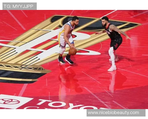 2019年4月29日勇士与火箭的激烈对决回顾与精彩瞬间分析 2019年4月29日勇士与火箭的激烈对决回顾与精彩瞬间分析